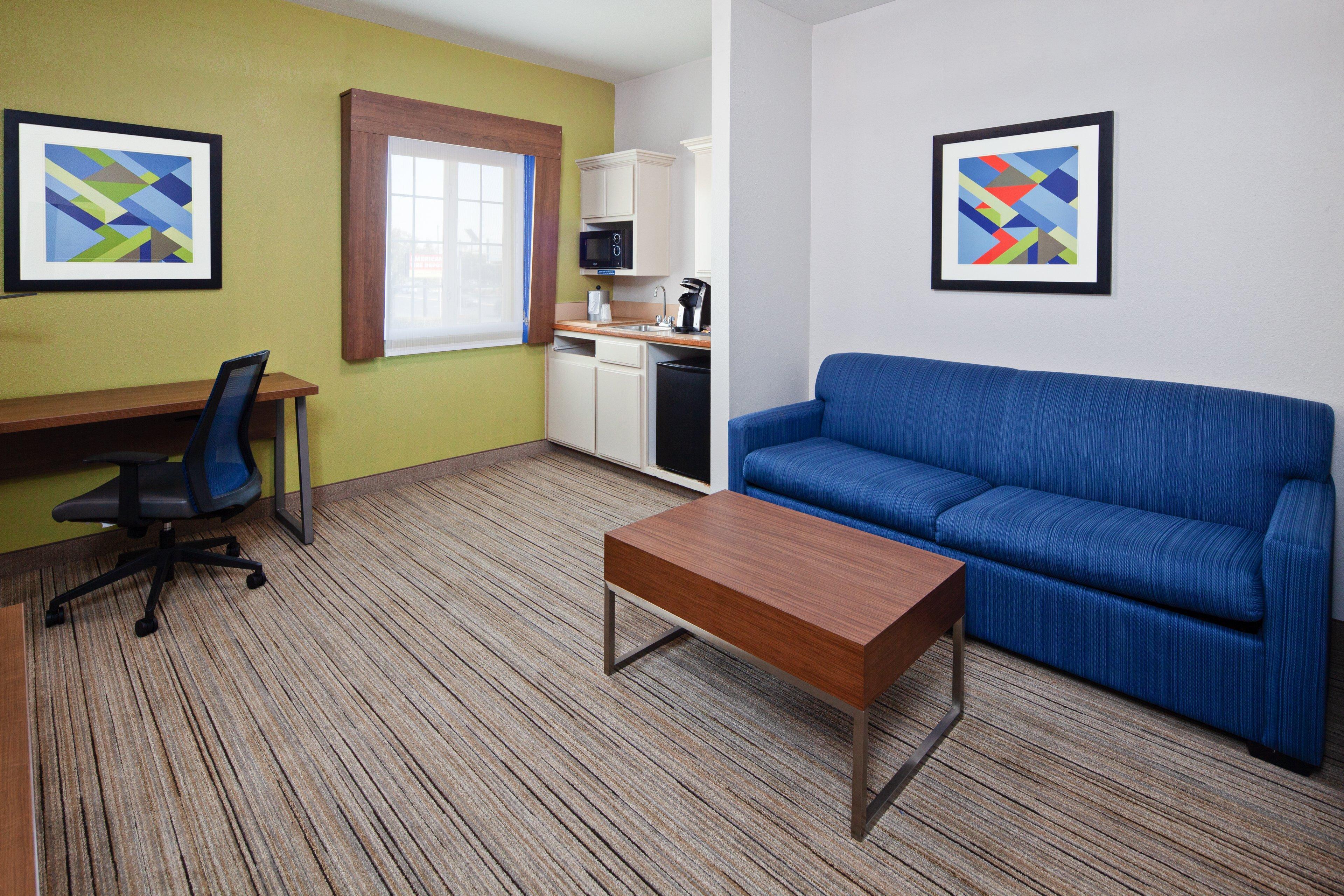 Holiday Inn Express & Suites - Tulare By Ihg Exteriör bild